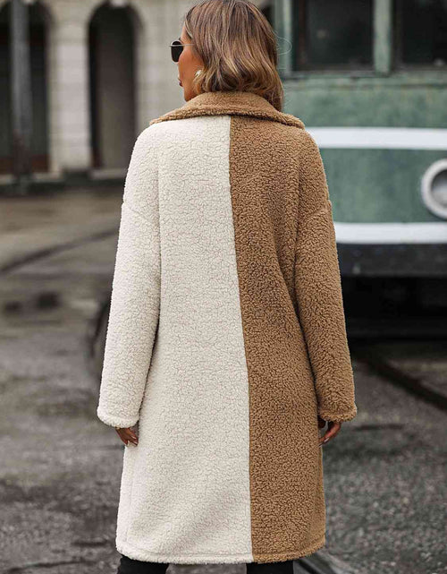 Load image into Gallery viewer, Contrast Dropped Shoulder Sherpa Coat
