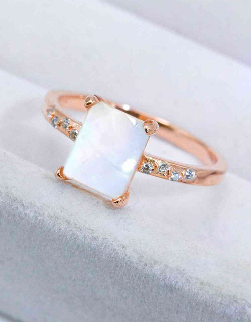 Load image into Gallery viewer, Square Moonstone Ring
