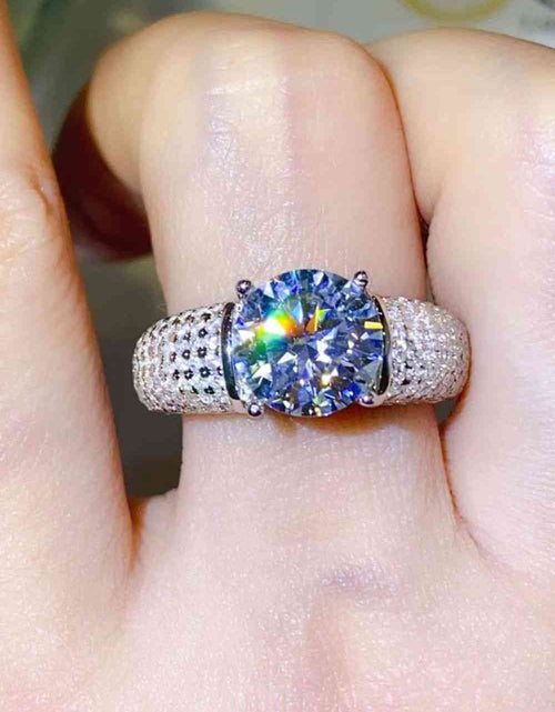 Load image into Gallery viewer, 3 Carat Moissanite Side Stone Ring
