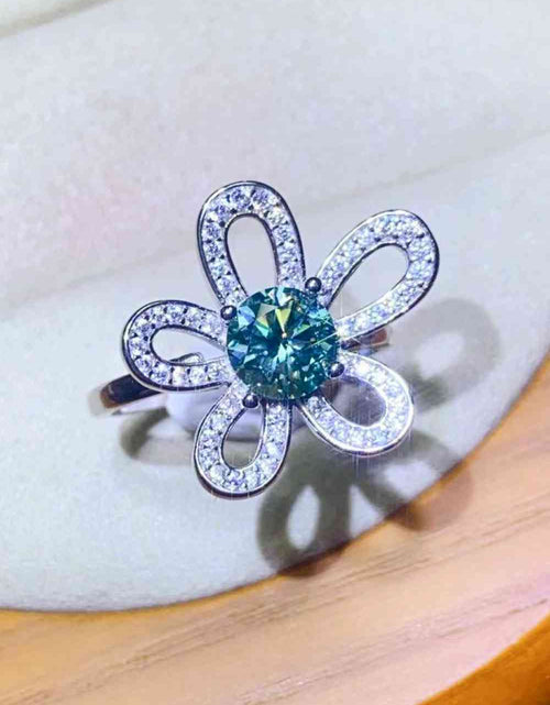 Load image into Gallery viewer, 1 Carat Moissanite Flower Shape Open Ring
