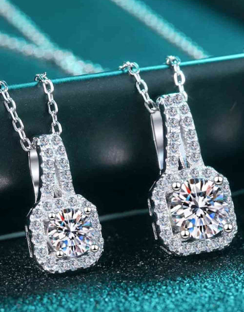 Load image into Gallery viewer, Look Amazing 2 Carat Moissanite Pendant Necklace
