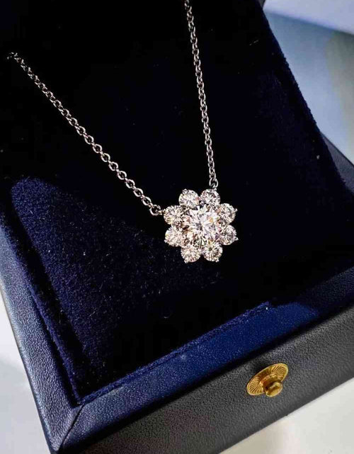 Load image into Gallery viewer, 1 Carat Moissanite Floral Pendant Necklace
