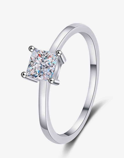 Load image into Gallery viewer, 925 Sterling Silver Moissanite Solitaire Ring
