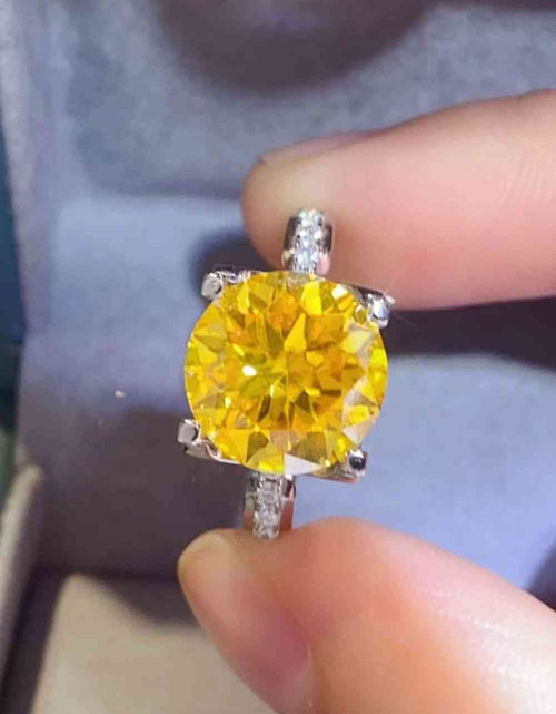 Load image into Gallery viewer, 5 Carat Moissanite 925 Sterling Silver Ring in Banana Yellow
