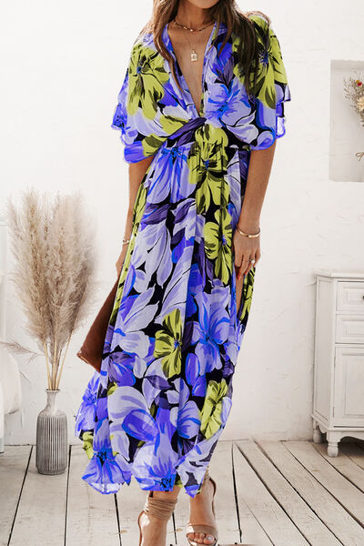 Load image into Gallery viewer, Plunge Split Printed Short Sleeve Dress
