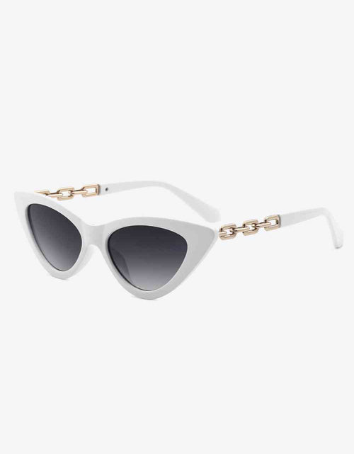 Load image into Gallery viewer, Chain Detail Cat-Eye Sunglasses
