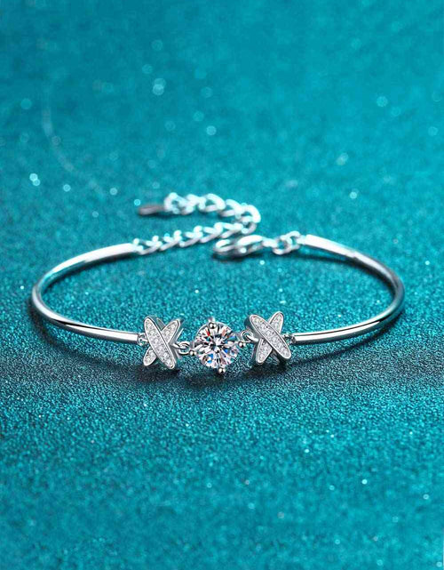 Load image into Gallery viewer, Adored Happy State of Mind 1 Carat Moissanite Bracelet
