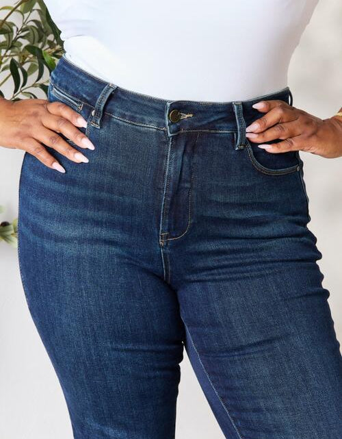 Load image into Gallery viewer, BAYEAS Full Size Raw Hem Straight Jeans
