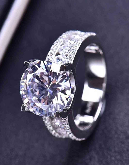 Load image into Gallery viewer, Platinum-Plated 5 Carat Moissanite Side Stone Ring
