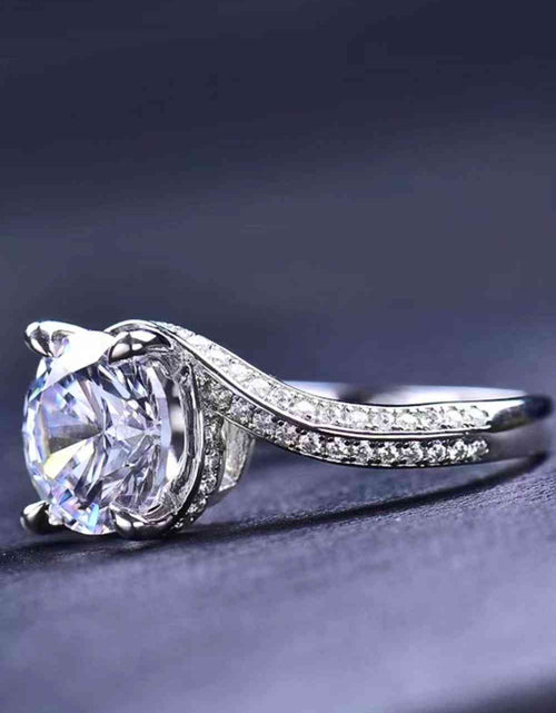 Load image into Gallery viewer, Keep Your Eyes On Me 3 Carat Moissanite Ring
