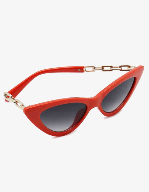 Load image into Gallery viewer, Chain Detail Cat-Eye Sunglasses
