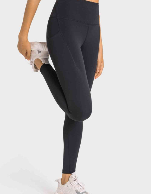 Load image into Gallery viewer, High-Rise Wide Waistband Pocket Yoga Leggings
