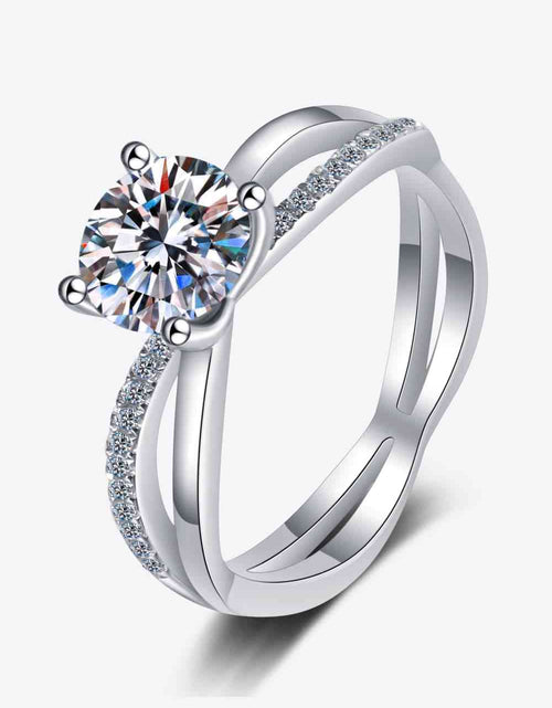 Load image into Gallery viewer, 1 Carat Moissanite Crisscross Split Shank Ring
