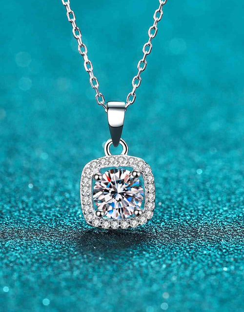 Load image into Gallery viewer, Moissanite Square Pendant Chain Necklace
