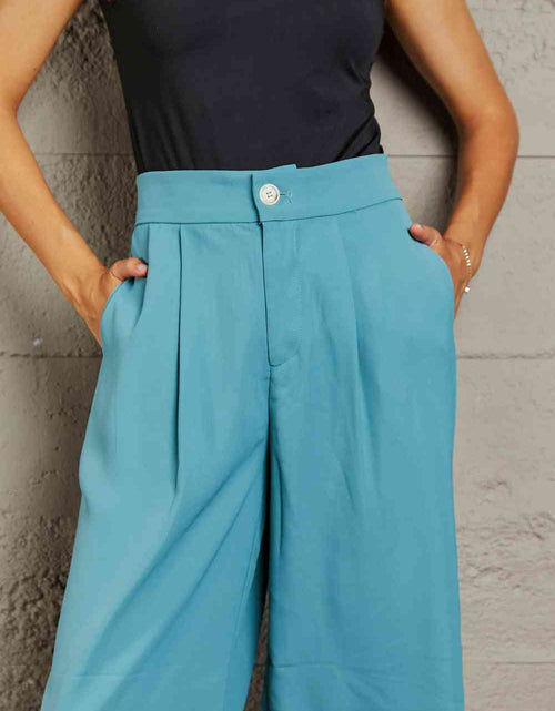 Load image into Gallery viewer, Wide Leg Buttoned Pants
