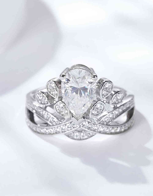 Load image into Gallery viewer, 1.5 Carat Moissanite Crown-Shaped Ring
