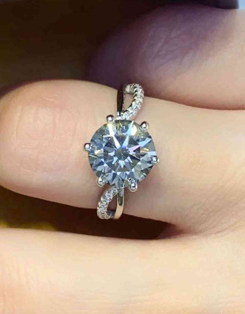 Load image into Gallery viewer, 2 Carat Moissanite Ring in Smokey Gray
