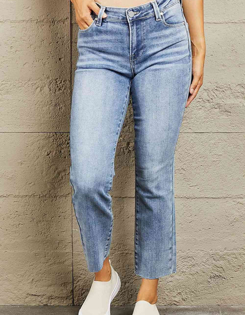 Load image into Gallery viewer, BAYEAS Mid Rise Cropped Slim Jeans
