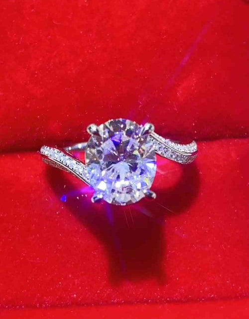 Load image into Gallery viewer, 3 Carat Moissanite Side Stone Ring
