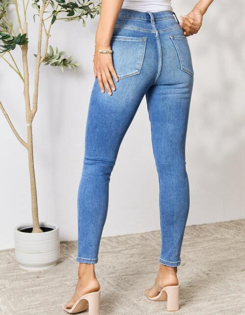 Load image into Gallery viewer, BAYEAS Skinny Cropped Jeans
