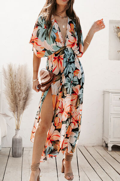 Load image into Gallery viewer, Plunge Split Printed Short Sleeve Dress
