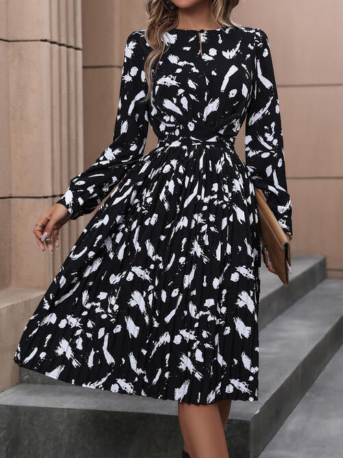 Printed Tie Back Long Sleeve Dress