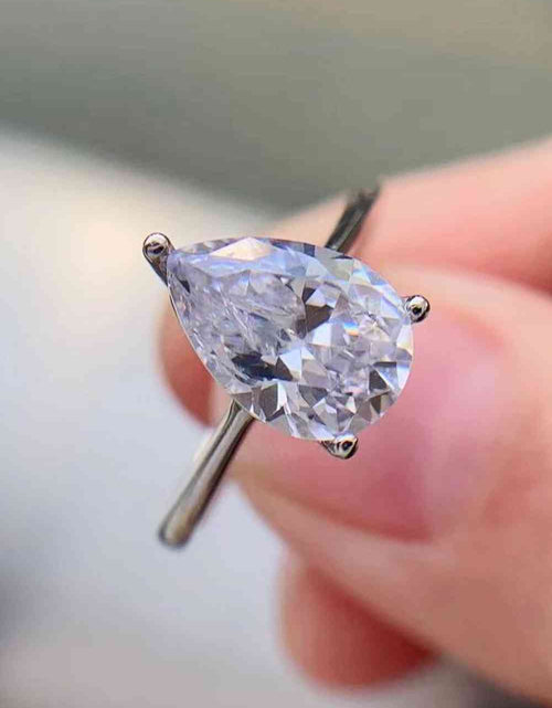 Load image into Gallery viewer, Classic Teardrop 2 Carat Moissanite Ring
