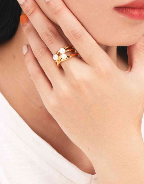 Load image into Gallery viewer, 18K Gold-Plated Three Pearl Ring
