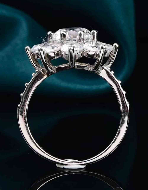 Load image into Gallery viewer, 1 Carat Moissanite Flower Ring
