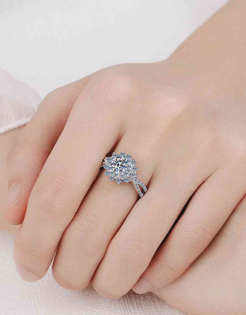 Load image into Gallery viewer, Moissanite Flower-Shape Split Shank Ring
