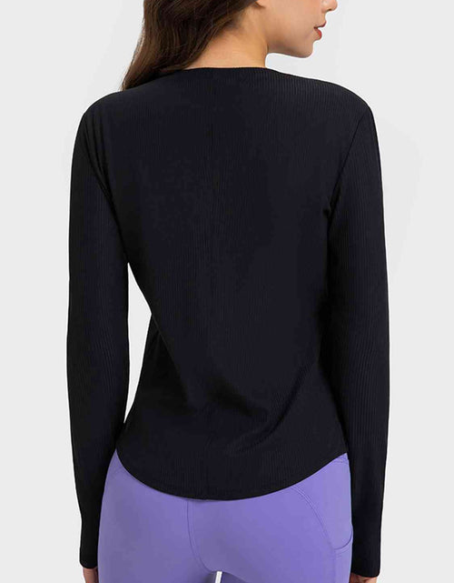 Load image into Gallery viewer, Round Neck Long Sleeve Sport Top
