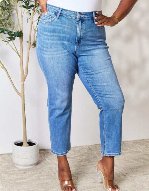 Load image into Gallery viewer, BAYEAS Full Size High Waist Straight Jeans
