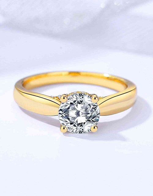 Load image into Gallery viewer, Classic 925 Sterling Silver Moissanite Ring
