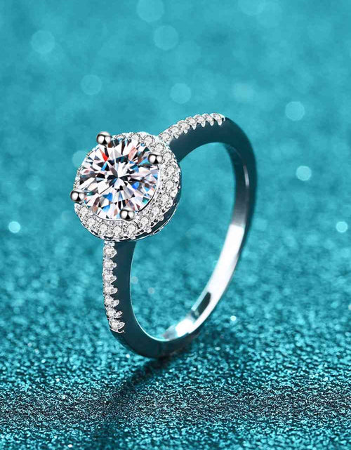 Load image into Gallery viewer, Ready To Flaunt Moissanite Ring
