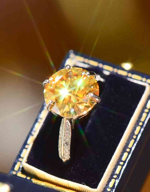 Load image into Gallery viewer, Living Your Life 3 Carat Moissanite 6-Prong Ring
