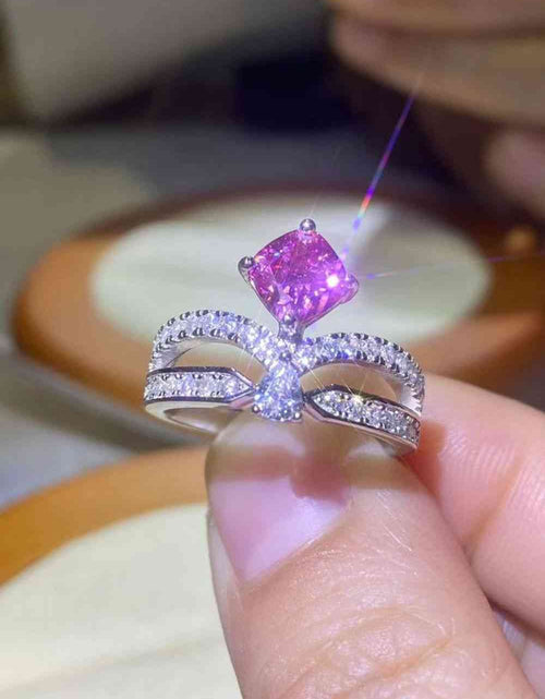 Load image into Gallery viewer, At Your Best 1 Carat Moissanite Ring
