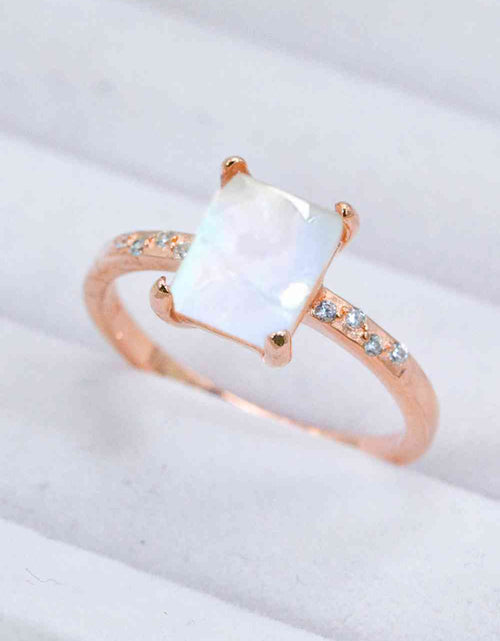 Load image into Gallery viewer, Square Moonstone Ring
