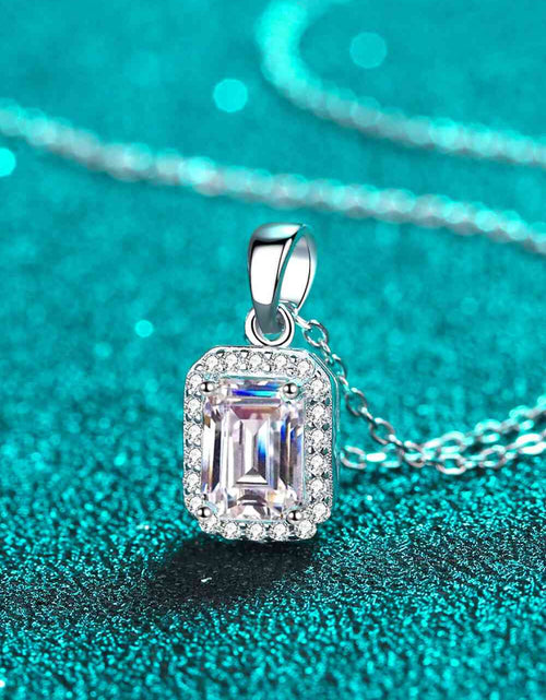 Load image into Gallery viewer, Square Moissanite Pendant Chain Necklace
