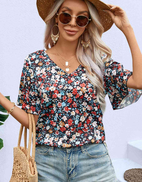 Load image into Gallery viewer, Floral Tie Back Lace Detail Short Sleeve Blouse
