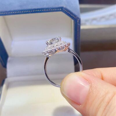 Load image into Gallery viewer, 2 Carat Moissanite 925 Sterling Silver Ring
