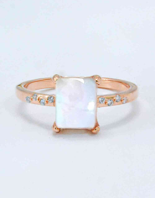 Load image into Gallery viewer, Square Moonstone Ring
