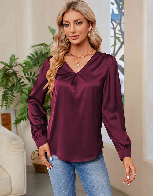 Load image into Gallery viewer, V-Neck Long Sleeve Top
