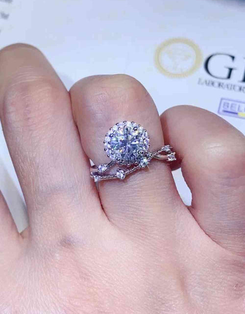 Load image into Gallery viewer, 1 Carat Moissanite Platinum-Plated Ring
