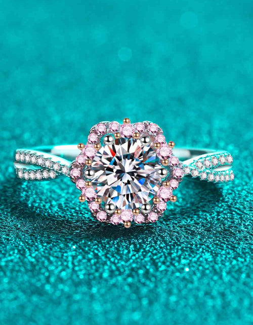 Load image into Gallery viewer, 1 Carat Moissanite Flower-Shaped Crisscross Ring
