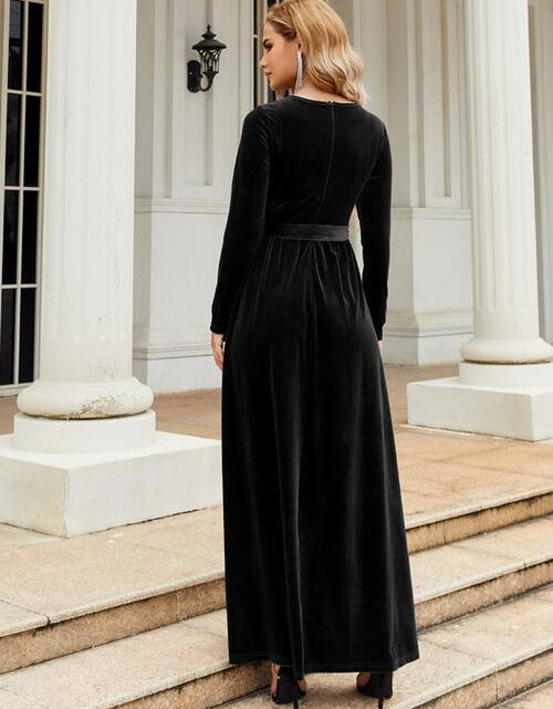 Load image into Gallery viewer, Tie Front Round Neck Long Sleeve Maxi Dress
